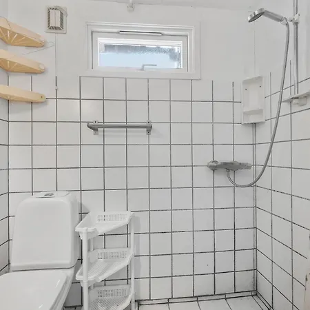 Strandvej F Føllenslev